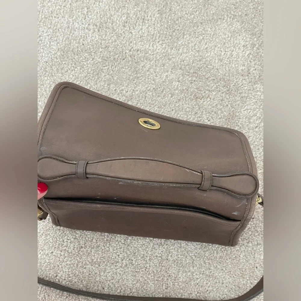 Coach vintage mocha brown leather court bag 9870